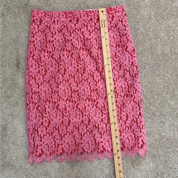 Diane Von Furstenberg - DVF - Pink/Red Lace Pencil Skirt - size 8 - EUC - Picture 8 of 10